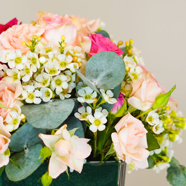 Soft Blush Kiss - Image 3